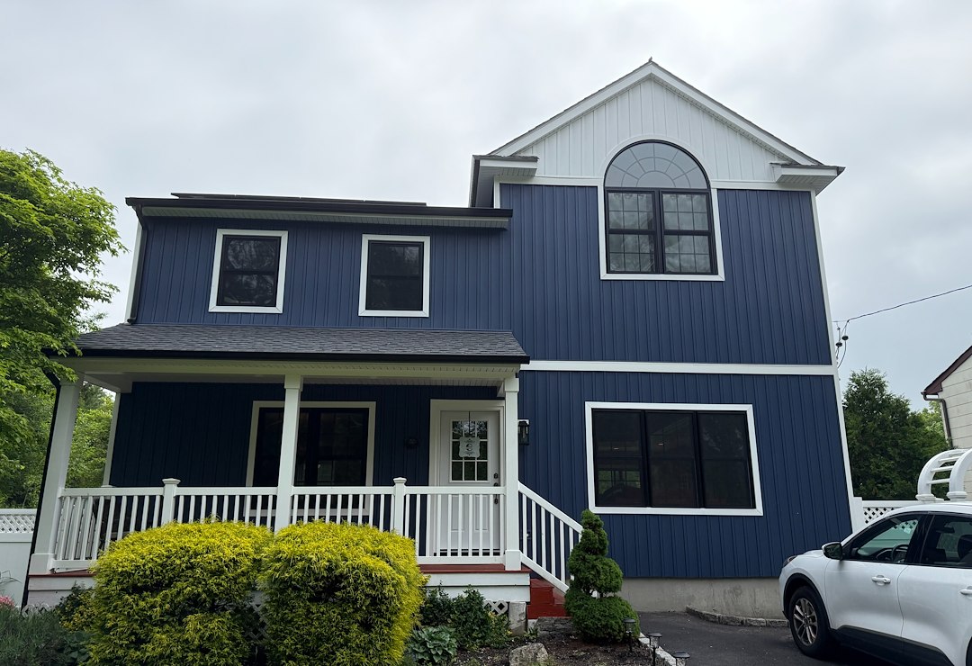 Siding, Soffits & Black Windows Installation in Sound Beach, NY | All Pro Remodeling